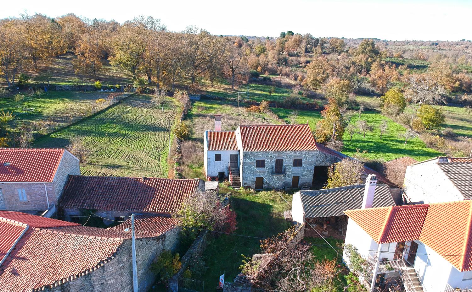  à venda casa isolada Monte Brás Guarda 2