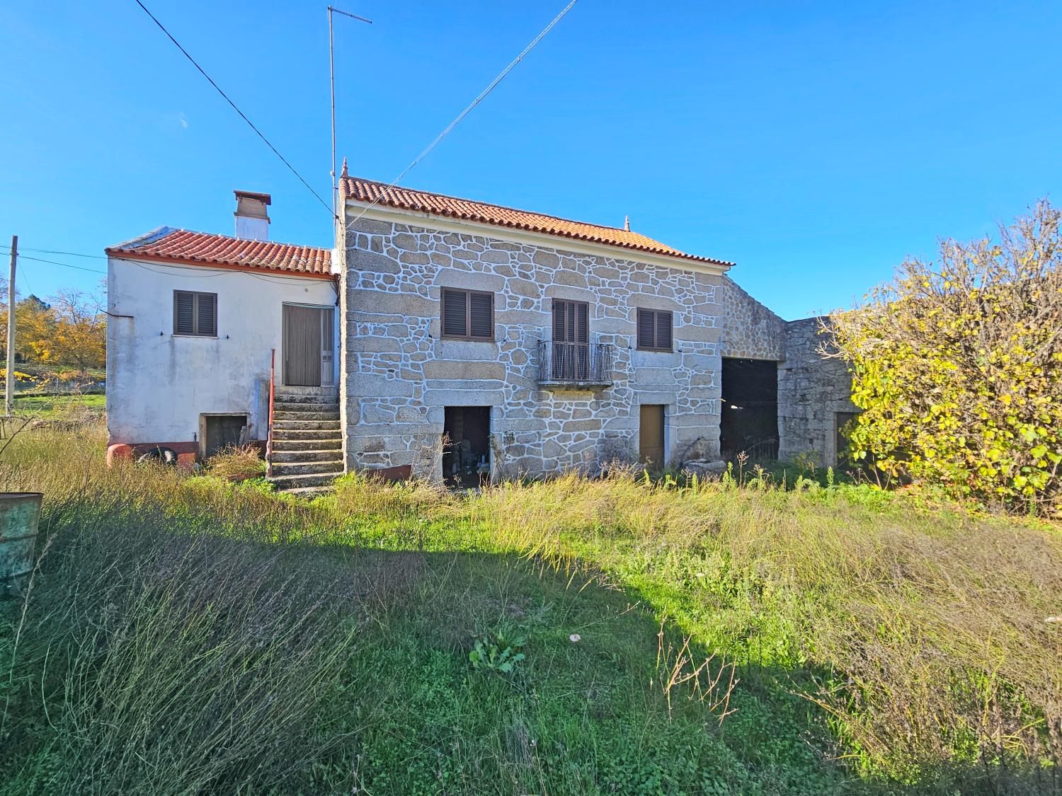  à venda casa isolada Monte Brás Guarda 4