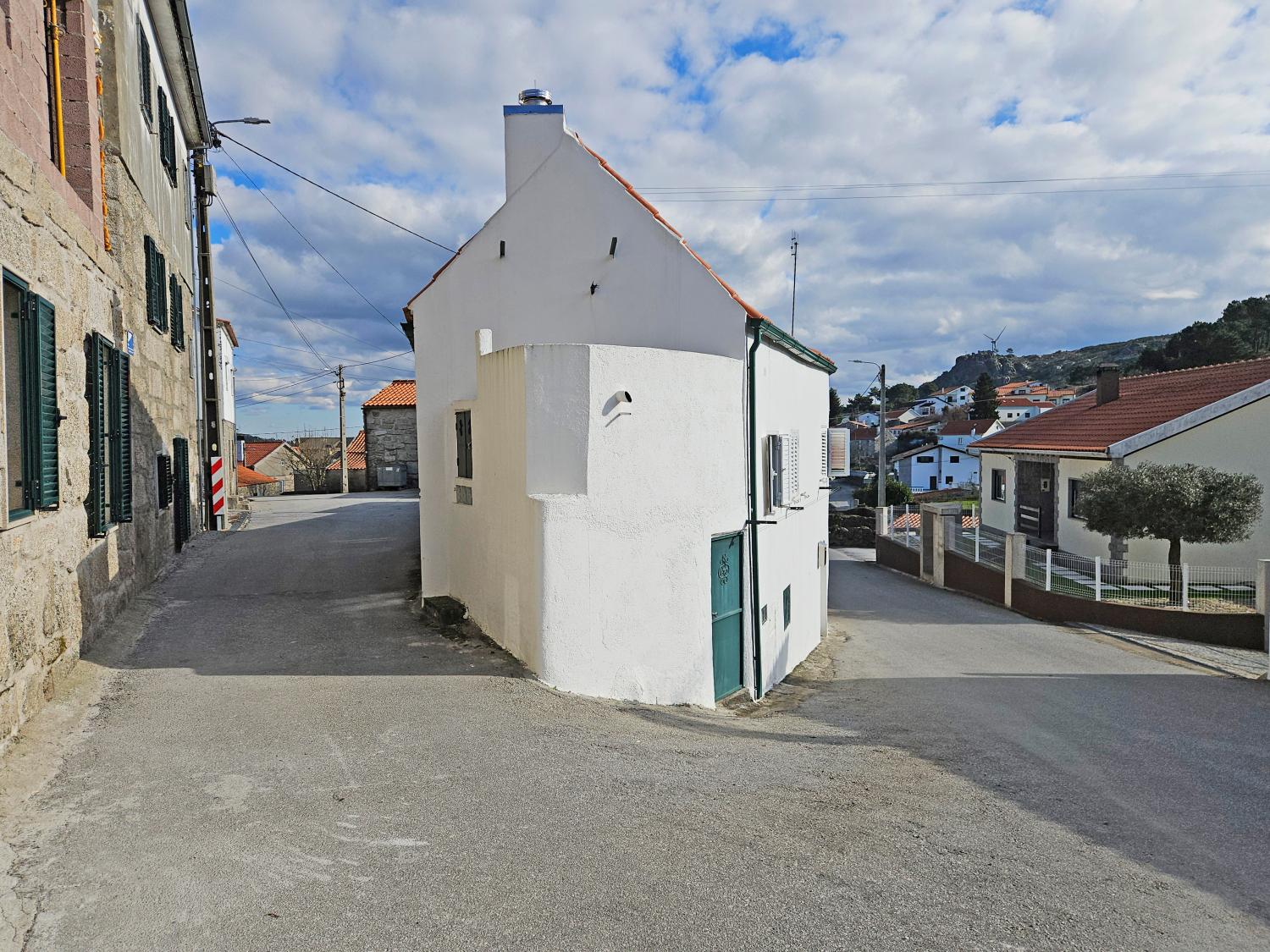 à venda moradia em banda Vale de Estrela Guarda 3