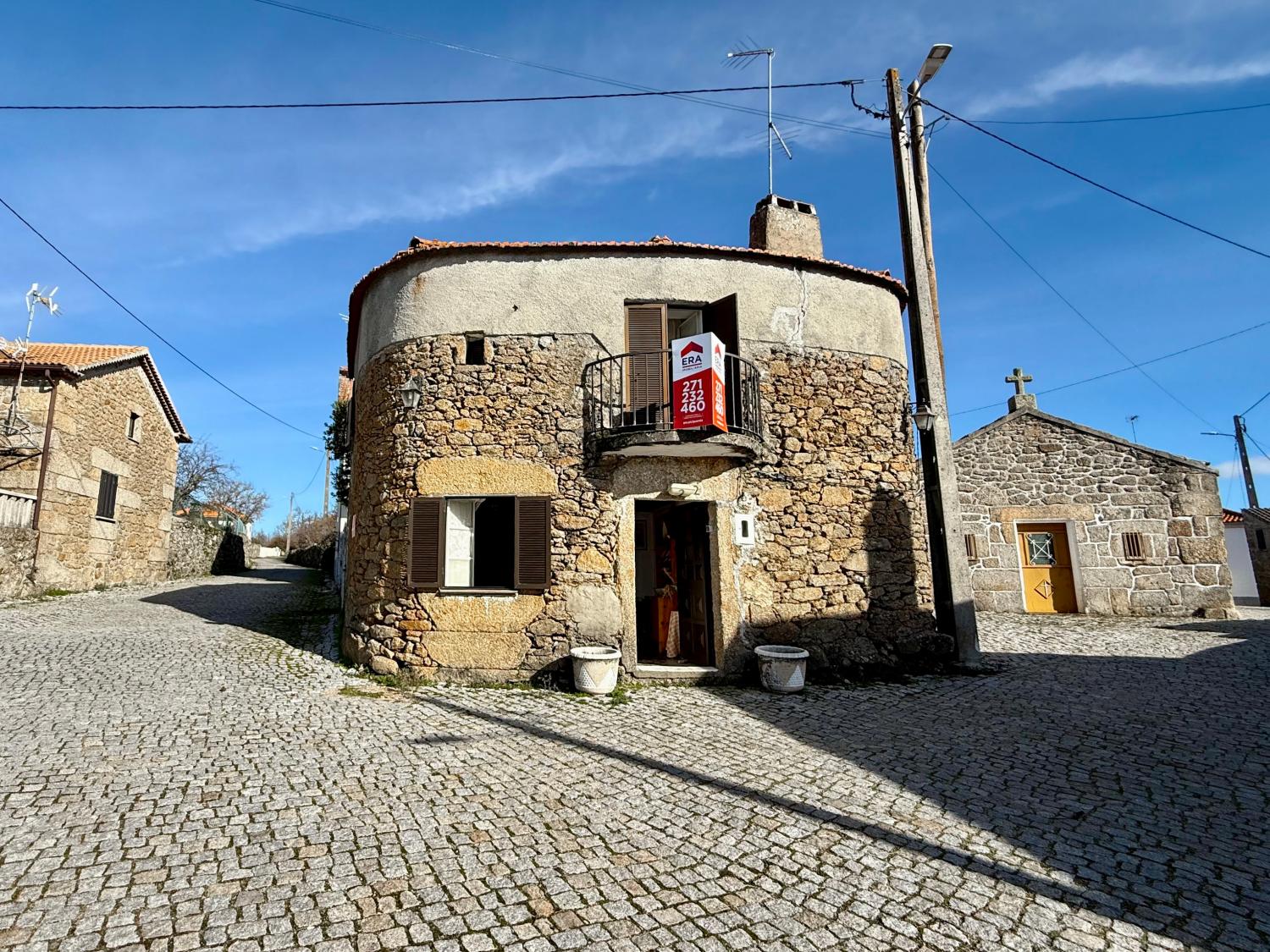  à venda moradia em banda Forcalhos Sabugal 1