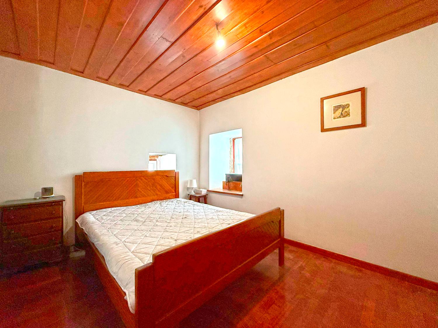  à venda casa Vila Soeiro Guarda 14