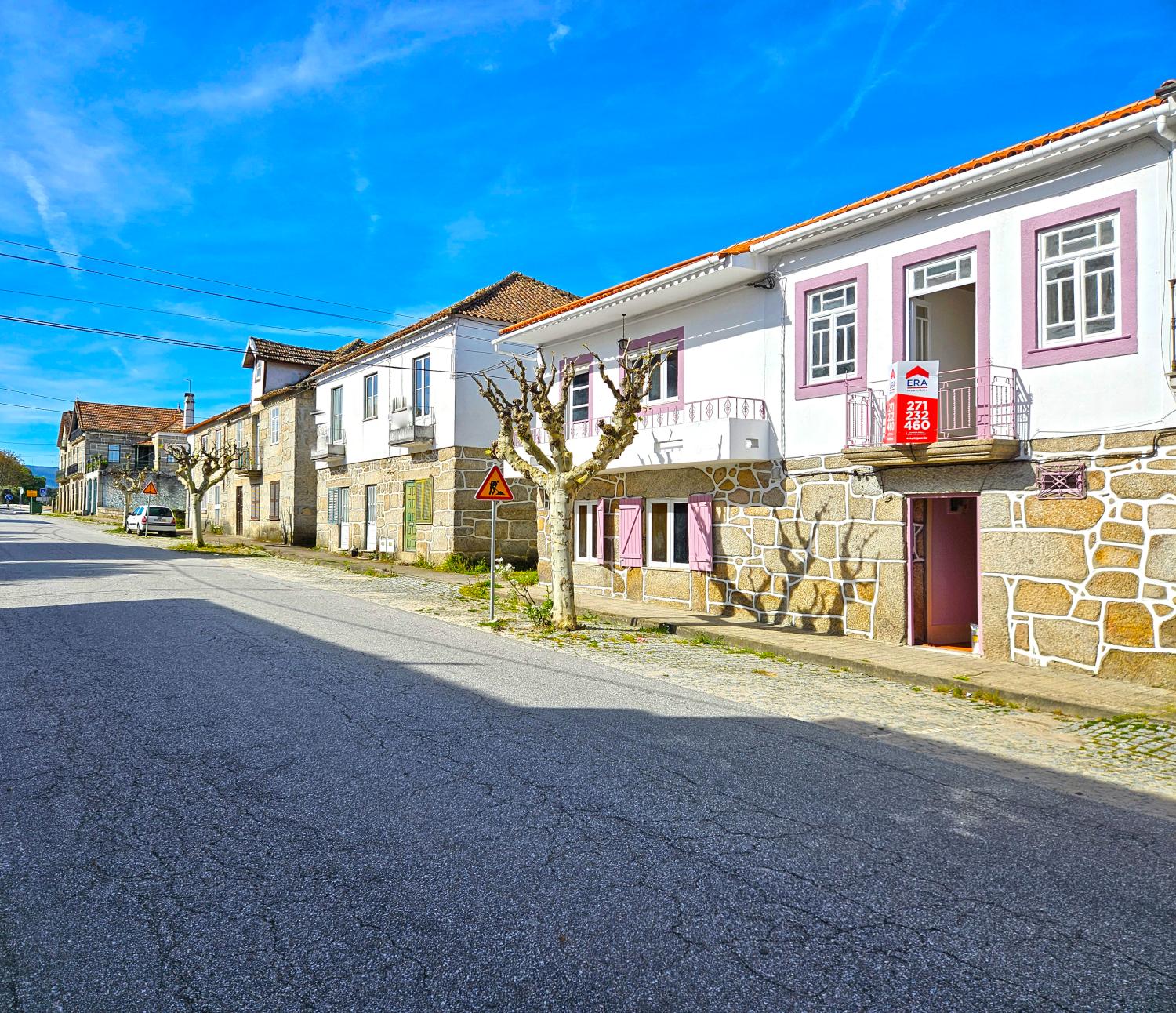 à venda moradia em banda Forno Telheiro Celorico Da Beira 2