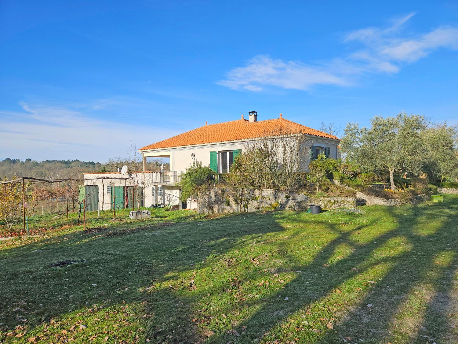 à venda casa isolada Casal de Cinza Guarda 2