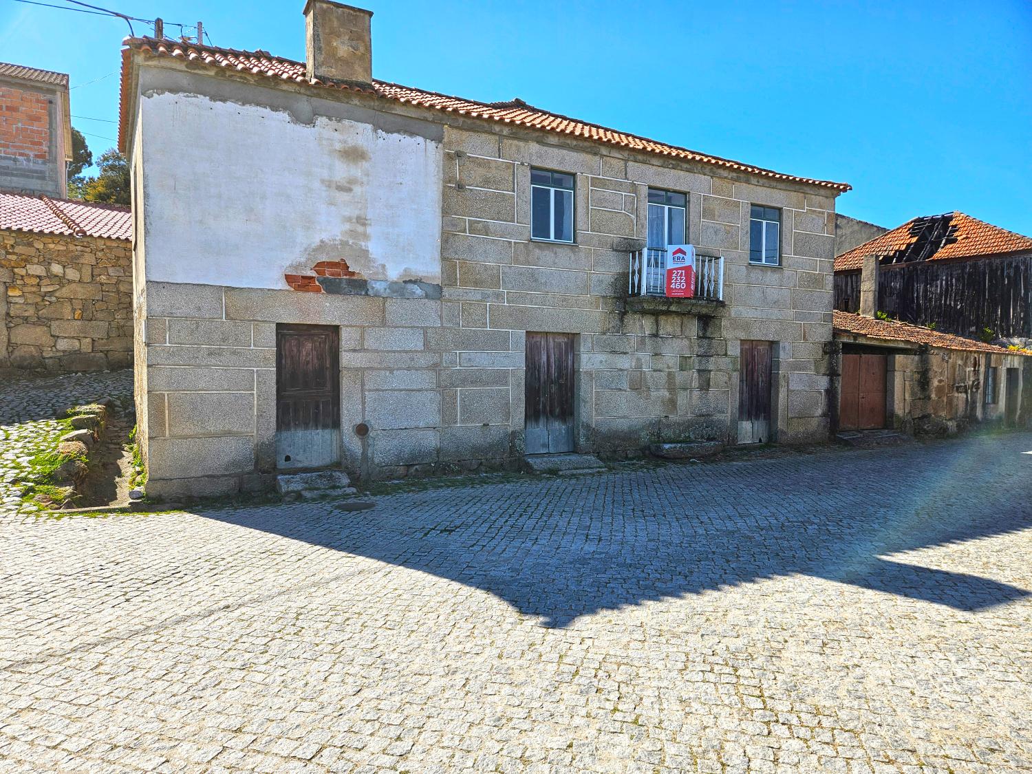  à venda moradia em banda Rabaçal Mêda 1