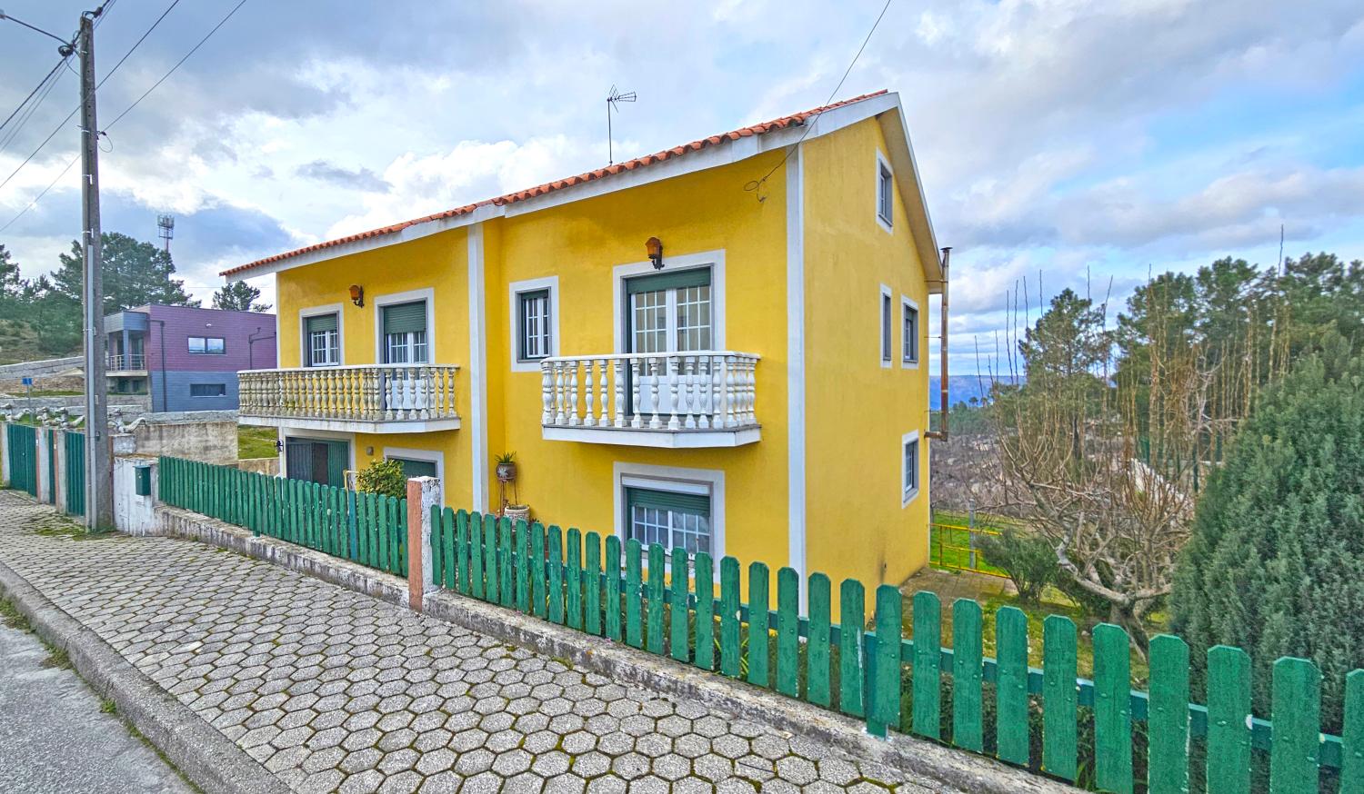 à venda casa isolada Vale de Estrela Guarda 3