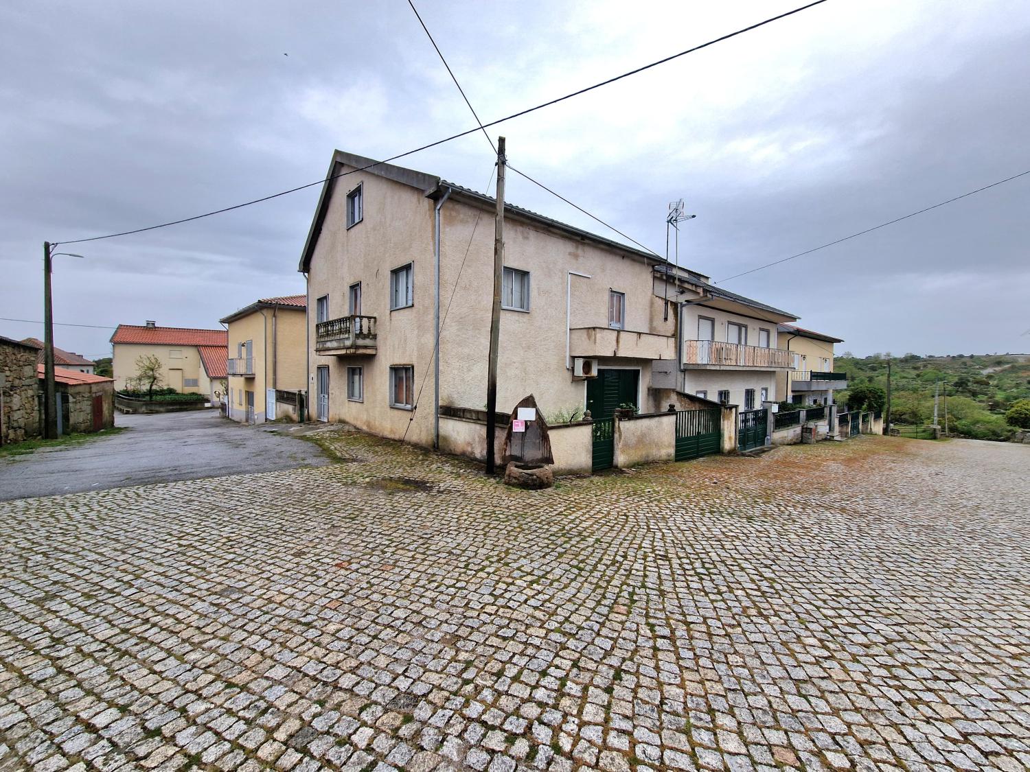 à venda casa isolada Atalaia Pinhel 2