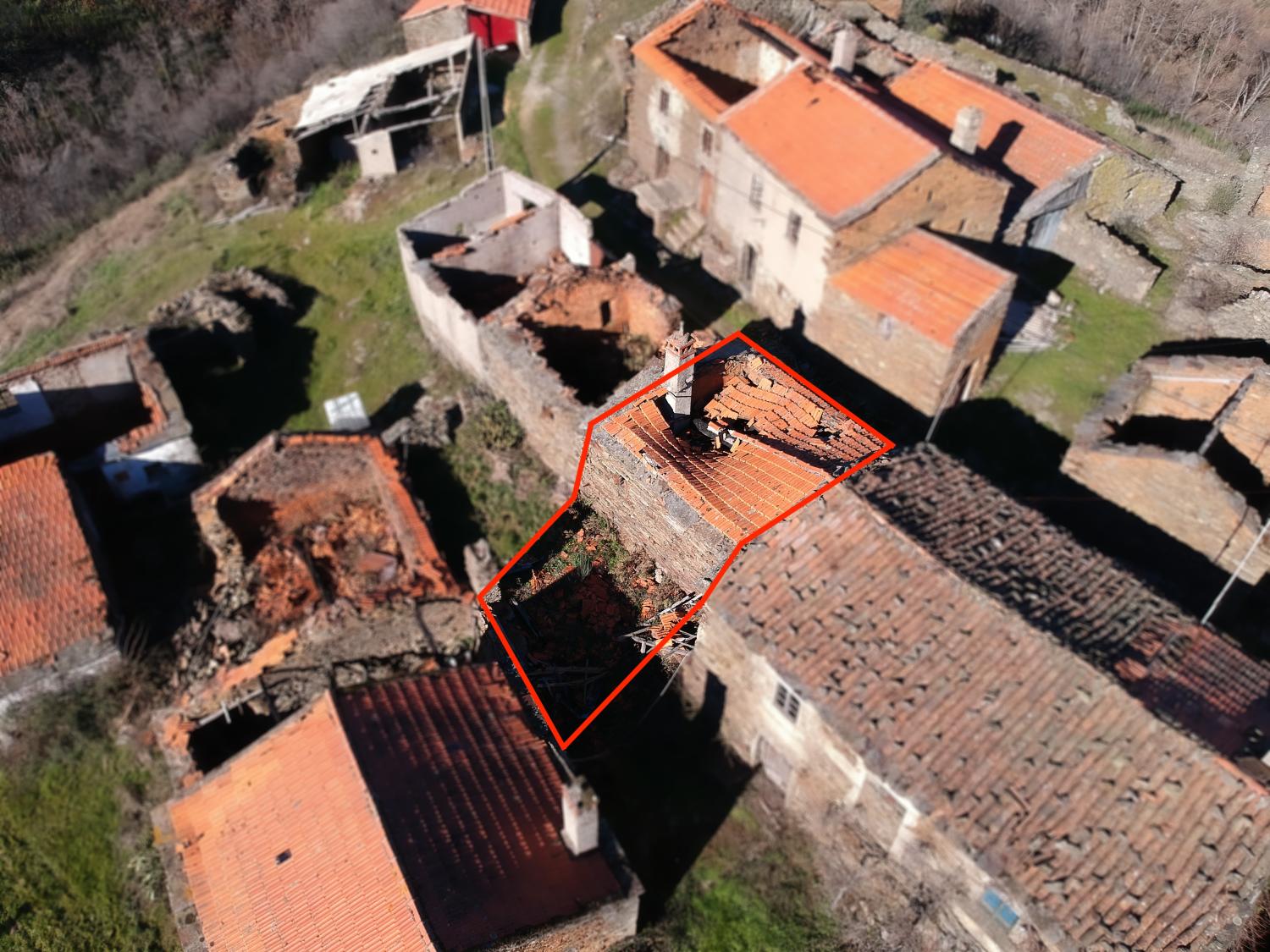  à venda moradia em banda Quinta da Taberna Guarda 6