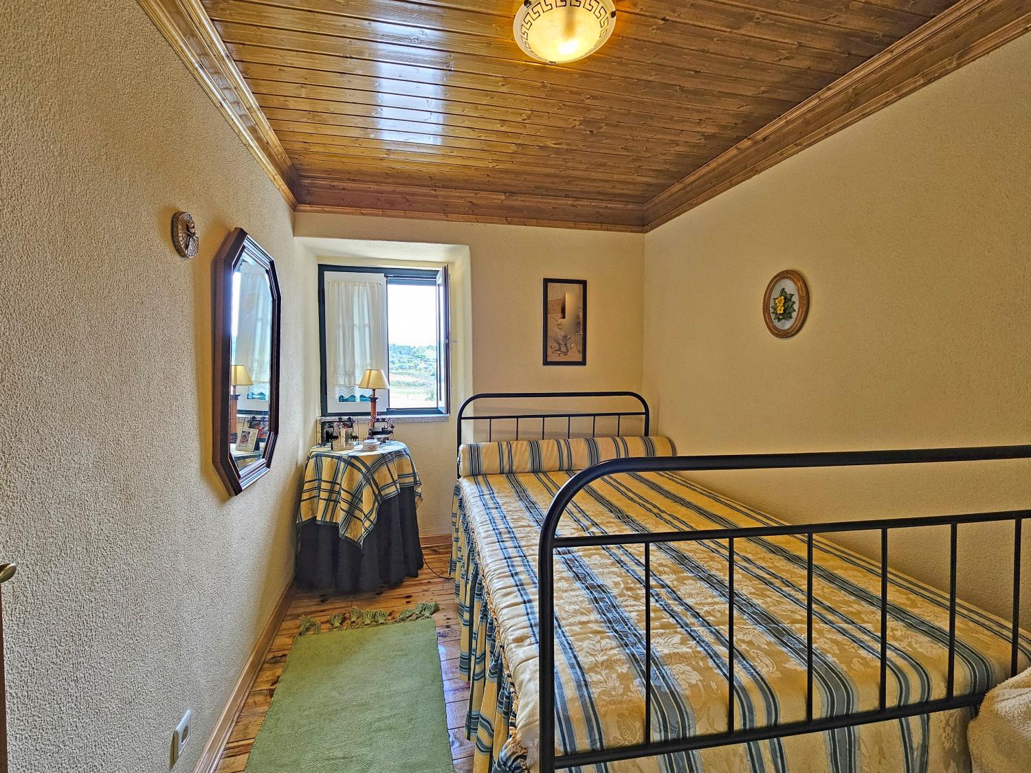  à venda casa Gonçalo Guarda 23