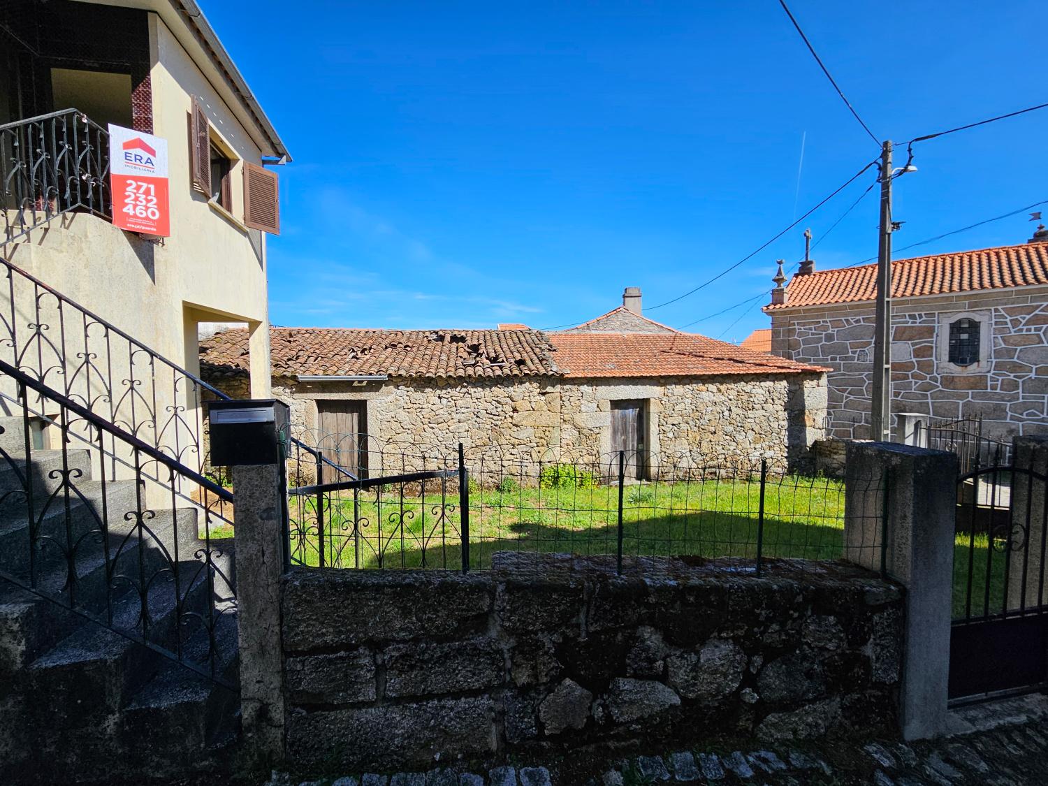à venda casa Urgueira Sabugal 3