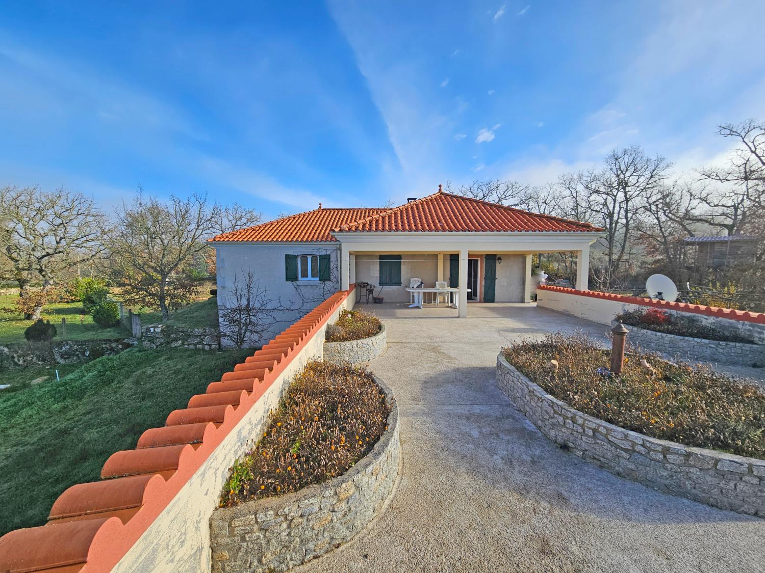  à venda casa isolada Casal de Cinza Guarda 1