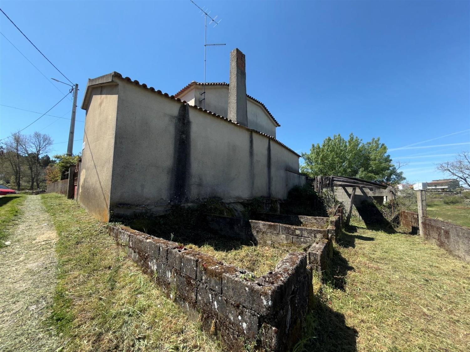 à venda casa isolada Casal de Cinza Guarda 3