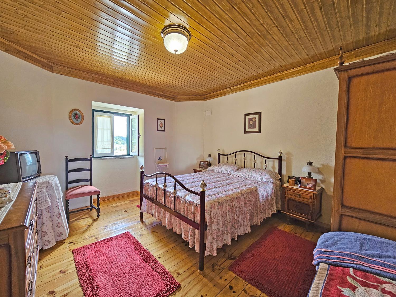  à venda casa Gonçalo Guarda 25