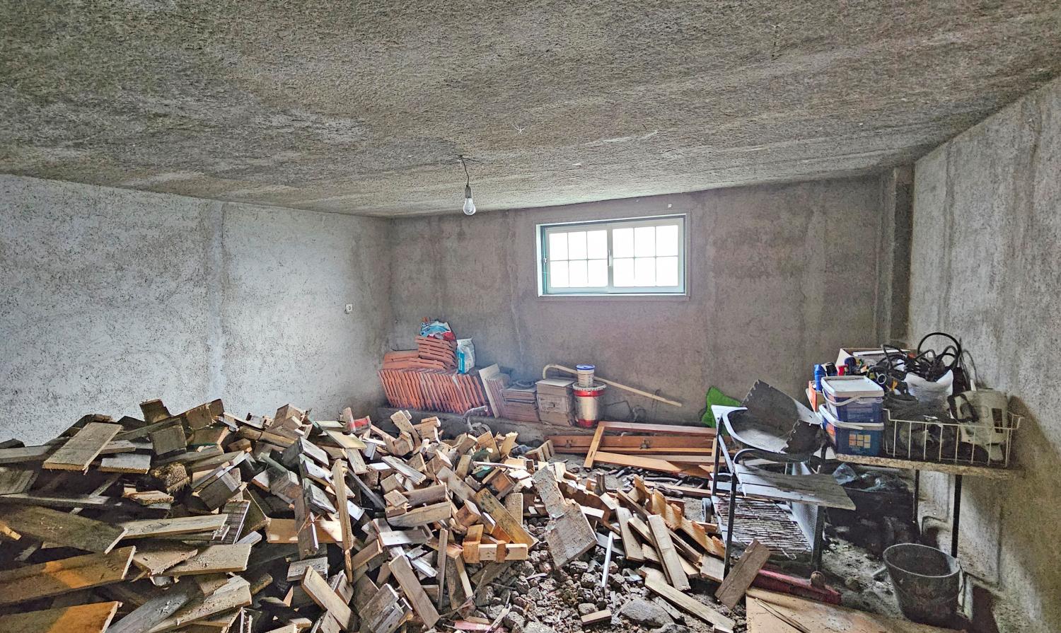  à venda casa isolada Vale de Estrela Guarda 33