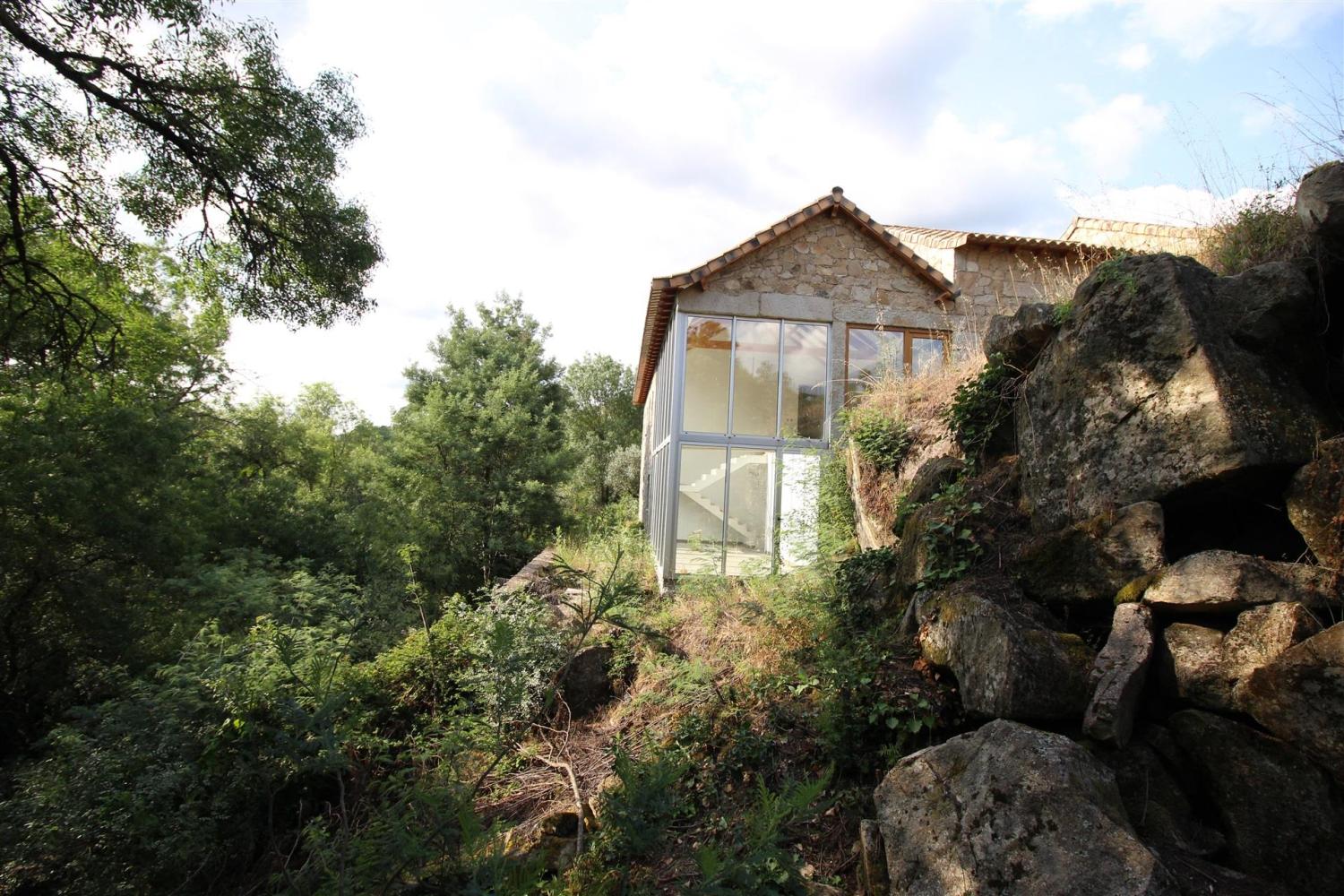  à venda casa isolada Gouveia Gouveia 1