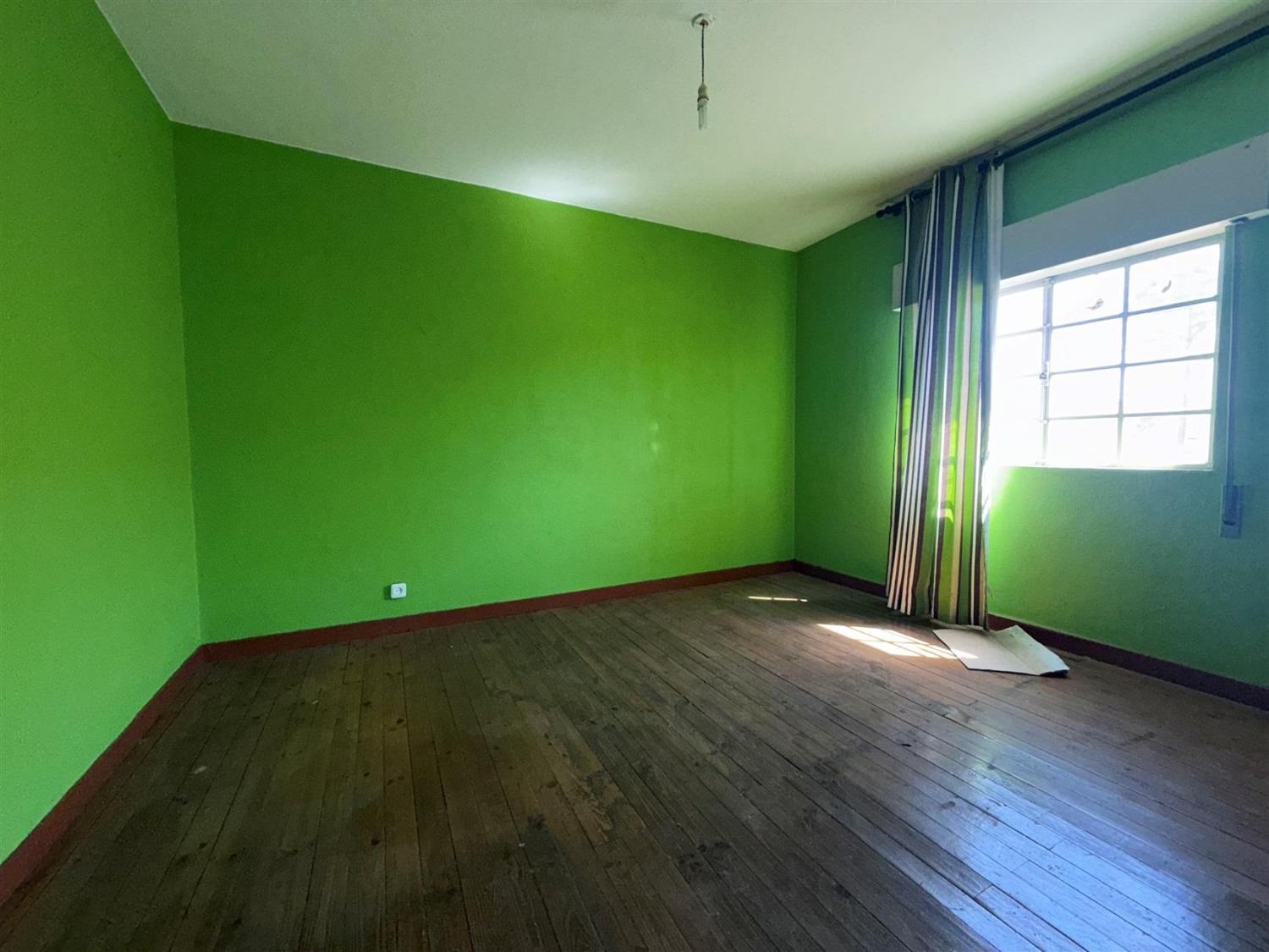  à venda casa isolada Casal de Cinza Guarda 8
