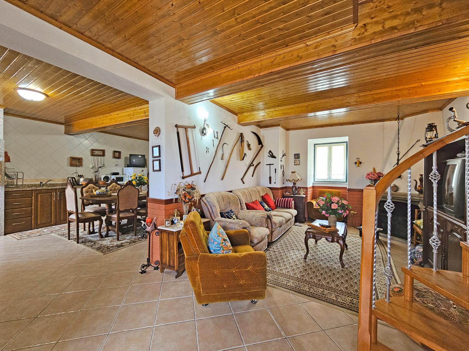  à venda casa Gonçalo Guarda 16