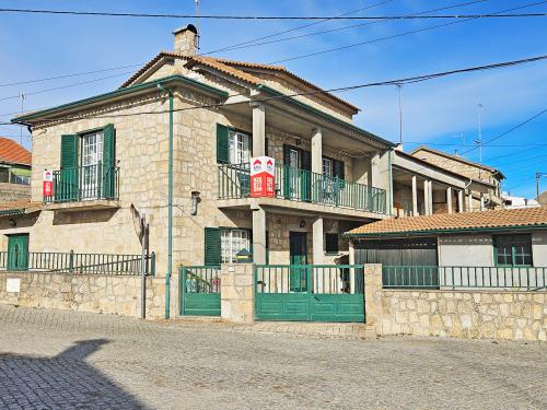 Cardeal Sabugal moradia em banda foto 315202